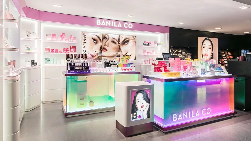 Colour Cosmetic store display stand